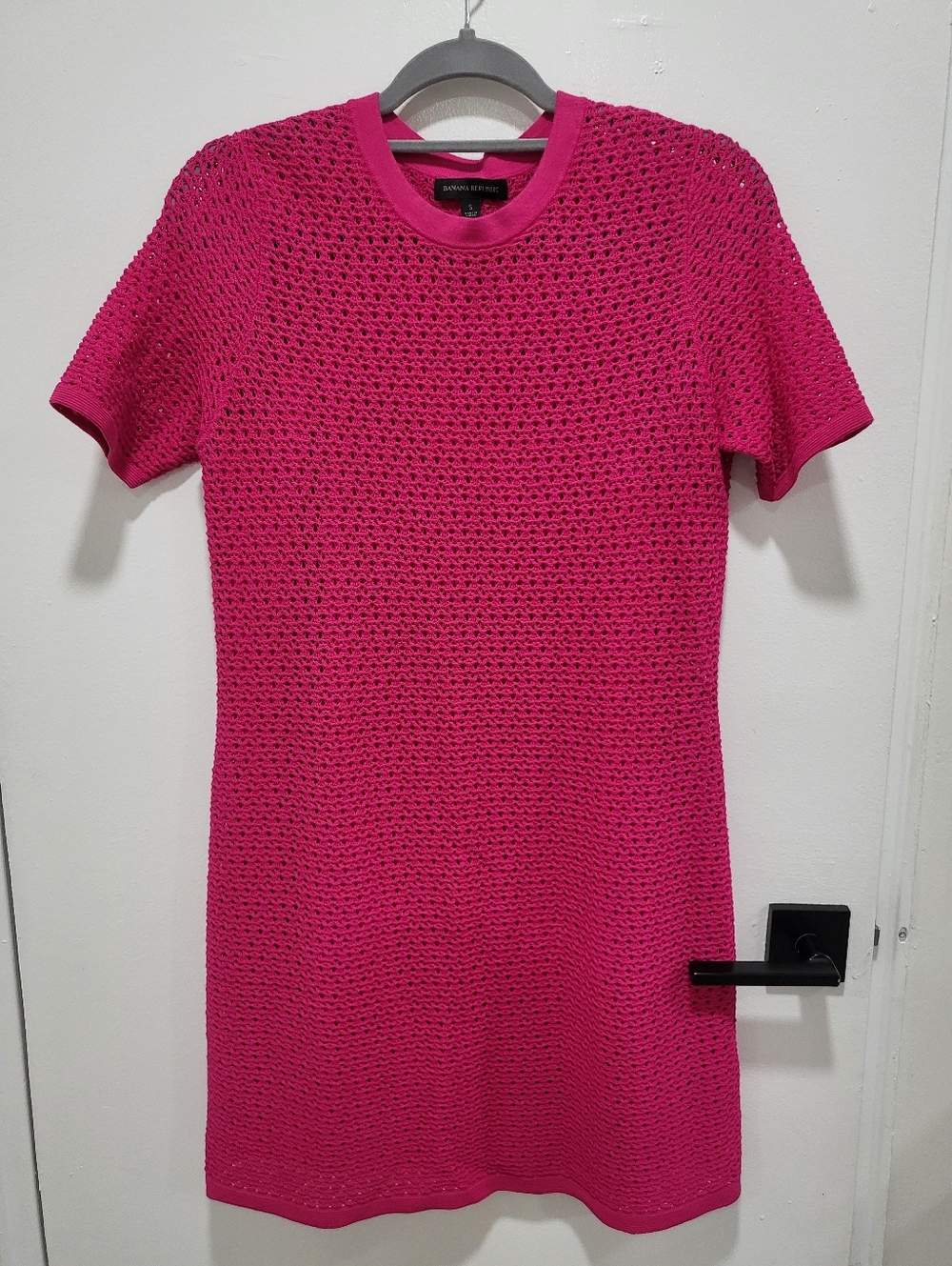 NWOT Banana Republic Fuschia Pointelle Knit Sweater Dress - Size Small